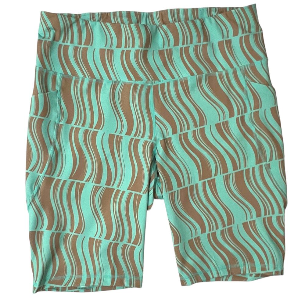 Ideology (1X) Compression Ocean Sigh Geo-print Pockets 10" Bike Shorts Plus Size